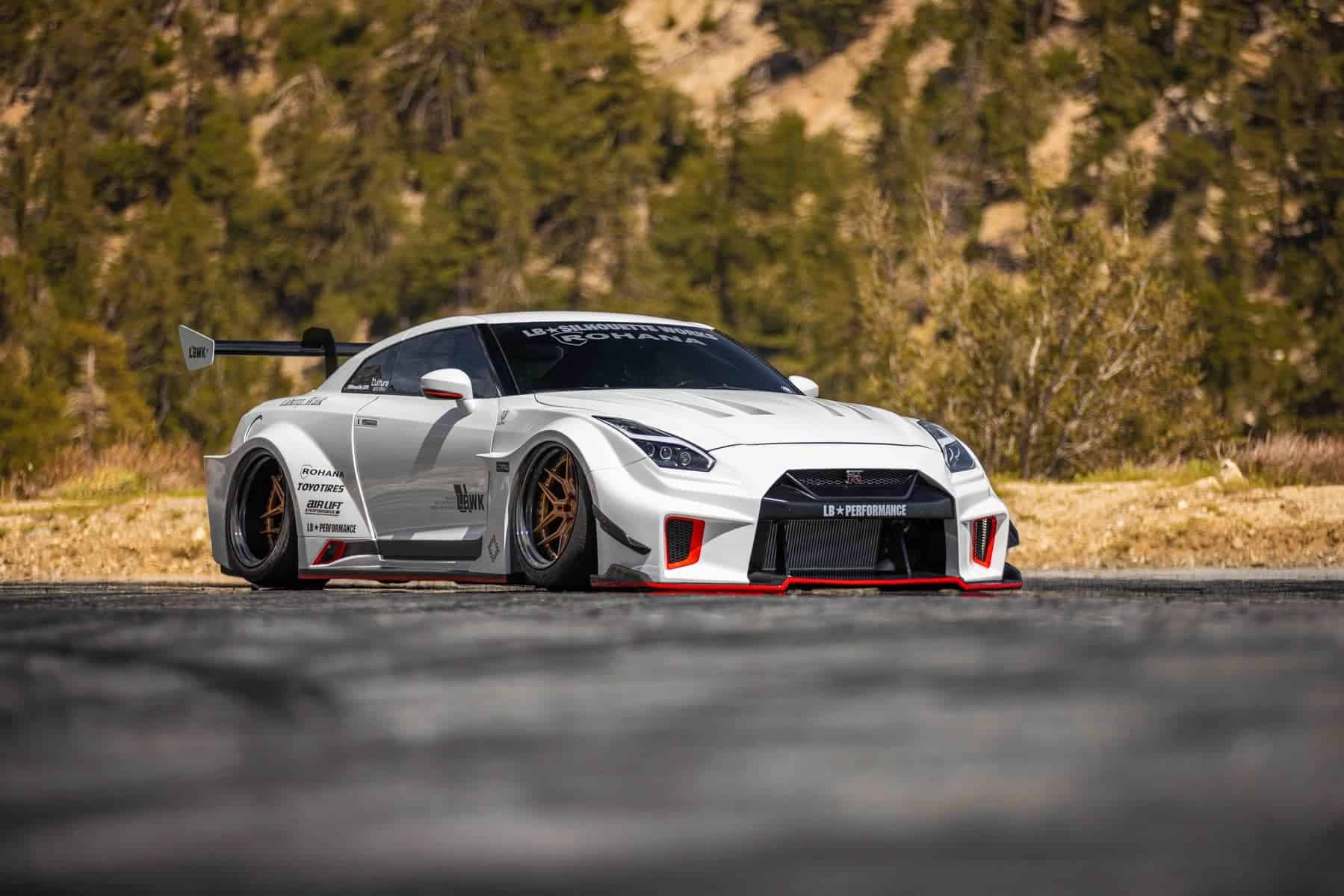 LIBERTY WALK LB★Works Nissan GT-R LB☆Silhouette WORKS GT 35GT-RR Bonnet Hood | Liberty Walk